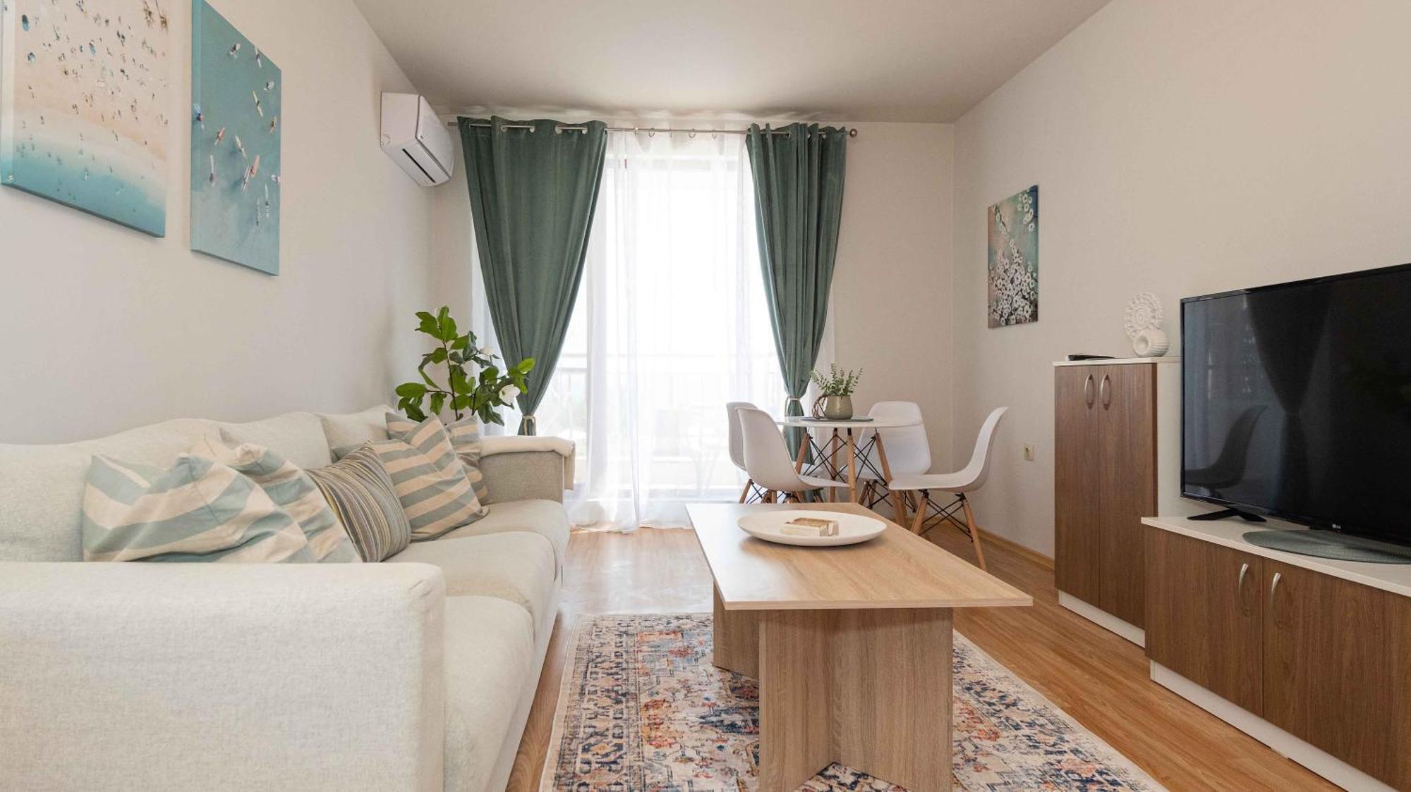 June One Bedroom Sea View Apartment Diamond Beach Resort Сарафово Экстерьер фото